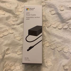 Microsoft Surface 44W Power Supply